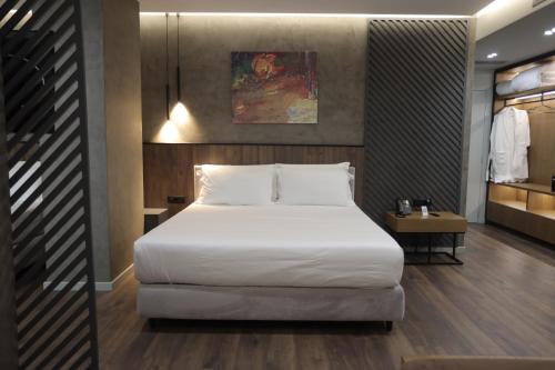 AP Hotel Boutique - image 9