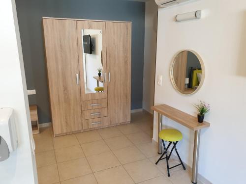 green - comfy center rodos 5