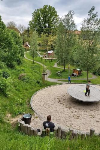 Playground, Cosis Ferienwohnung in Hohnstein