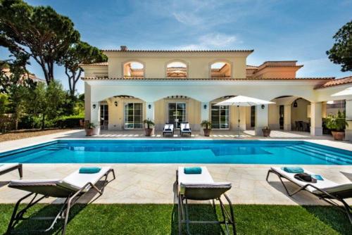 Villa Lourenco Gran gîte à louer Ponte de Baixo