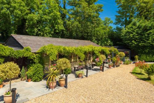 Tonge Barn - image 12
