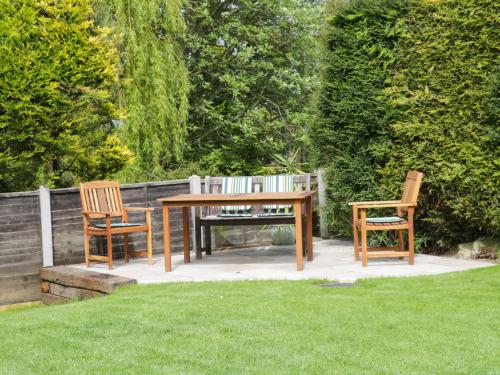 Applegarth in Cloughton