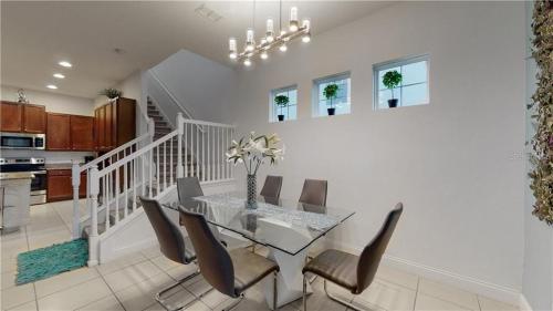 IFT294 townhouse - image 11