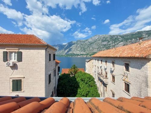 Apartments Jelena in Prcanj