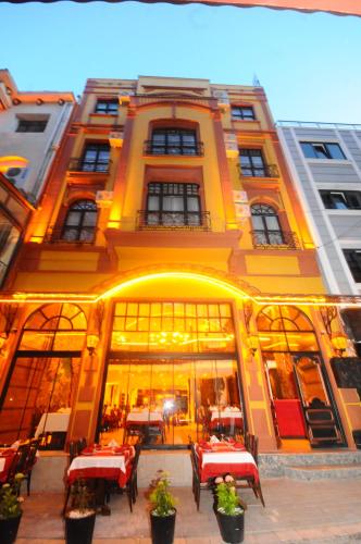 The Old Ottoman Castle - İstanbul