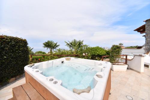 Relais Maison de Charles – Ischia, 