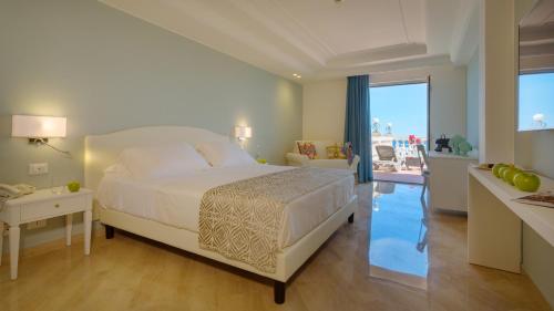 Deluxe Double Room with Sea View