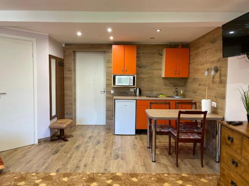 virtuve, Toila Pikk Apartment in Toila