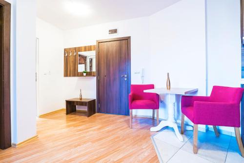 Admiral Plaza Premium Apartments - image 5
