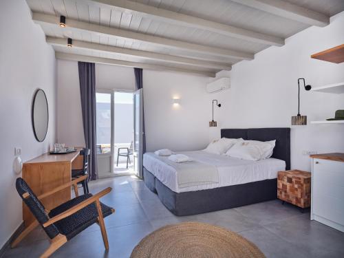 Double Room with Sea View room in Parian Village Beach Hotel - Adults Only