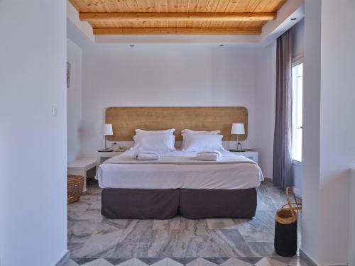 Suite with Sea View room in Parian Village Beach Hotel - Adults Only