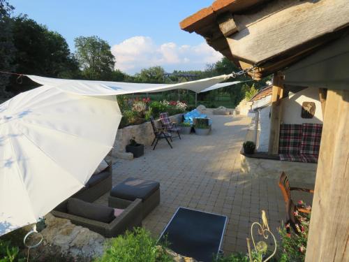 Lalot in ชาร์สนุย