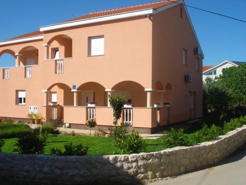 Apartments Luna, Sukošan
