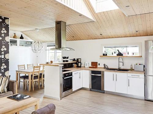 Holiday home Eskebjerg IV - image 13