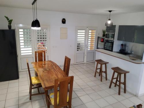 Yxelatam Appartements de luxe vue mer mémorial act Pointe-à-Pitre (Yxelatam Appartements de luxe vue mer memorial act Pointe-a-Pitre) in Baimbridge