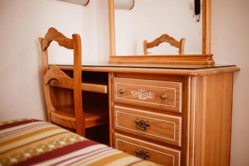 Hostal la Campana - image 9