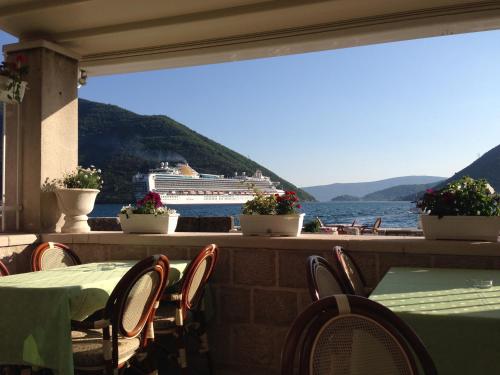 Restoran, Palace Jelena Rooms in Perast