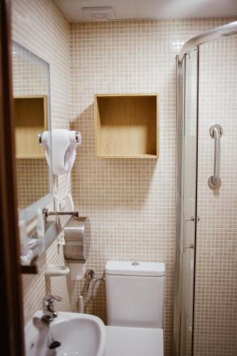 Hostal la Campana - image 12
