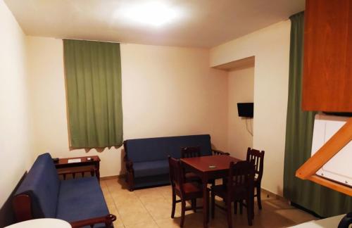 Sea N Lake View Hotel Apartments - image 12