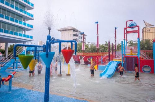 My Resort Huahin D205 3 bedrooms & Free Water Park