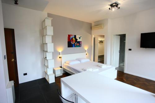 B&B Allegra