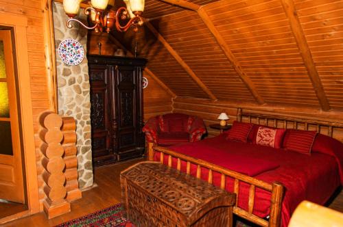 Hotel Khatky Ruslany