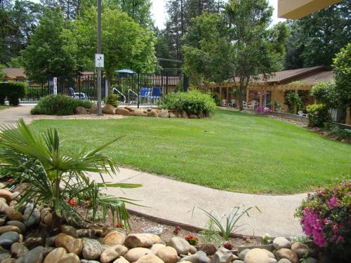 Ponderosa Gardens Motel – Paradise, CA