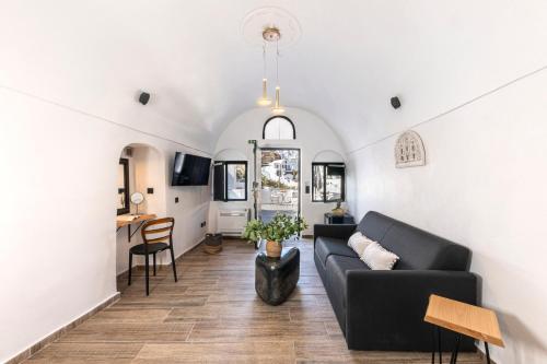 304299645 Pearl of Caldera Oia - Boutique Hotel by Pearl Hotel Collection