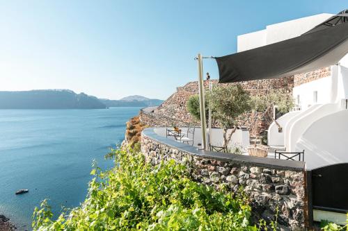 304301230 Pearl of Caldera Oia - Boutique Hotel by Pearl Hotel Collection