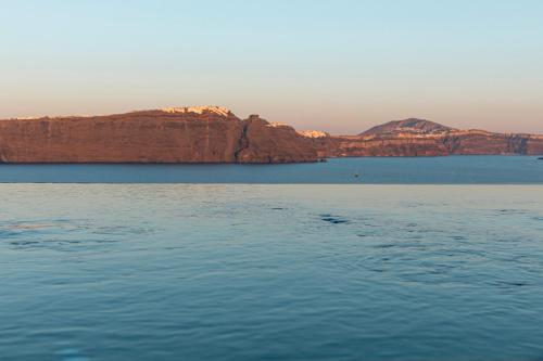 304301259 Pearl of Caldera Oia - Boutique Hotel by Pearl Hotel Collection