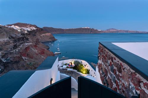 304301300 Pearl of Caldera Oia - Boutique Hotel by Pearl Hotel Collection