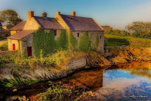 Lovely 2-Bed Cottage at the Foot of the Mournes