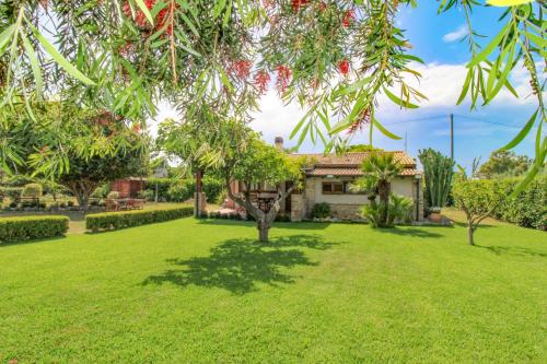 La Casa di Lina - Capo d'Orlando, casa con ampio giardino