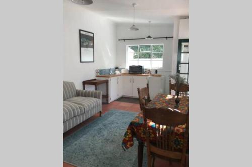 Snug Cottage in Nieu-Bethesda