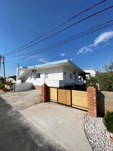 Liel Apartments