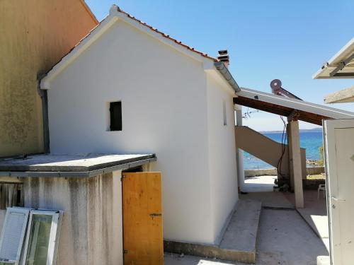  Holiday home Rombizon Petar in Dobropoljana