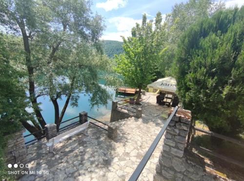 Mila Holiday Home - image 5