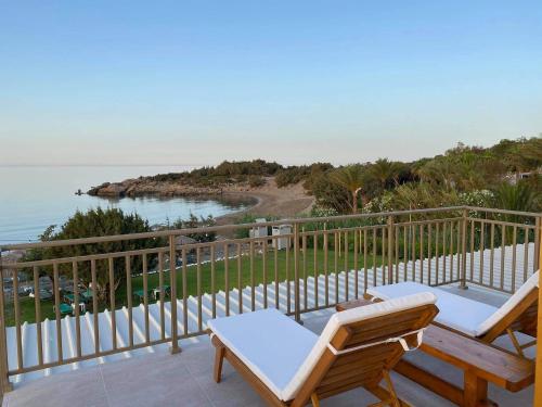 Houmas Apartments in Pelekanos