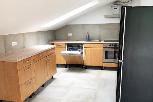 廚房, 4 Zimmer Ferienwohnung Egelsbach in 埃格爾斯巴赫