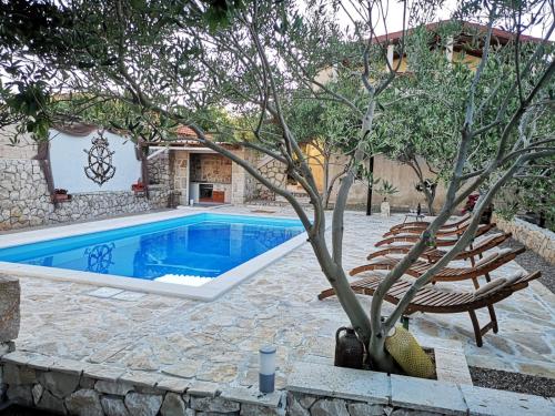 Apartman Magas with private pool - Location saisonnière - Vinjerac