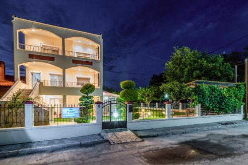  Paris Luxury Apartments in Keramotí