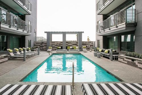 Modern Urban Apartments│On Roosevelt Row│Local Eat & Drink