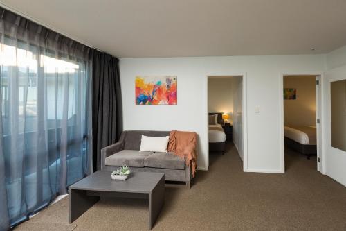 Carnmore Hagley Park - image 4