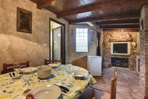 Villa Ambrosiana - image 3