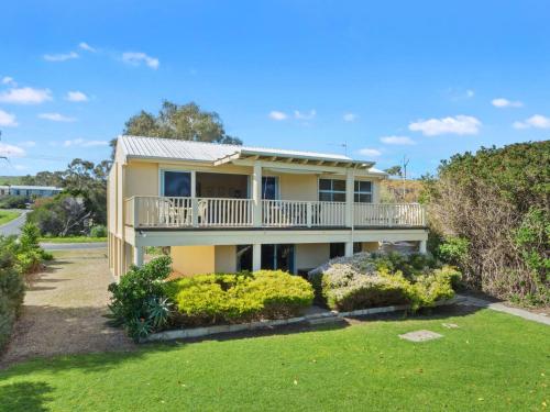 22 Broadbeach Drive