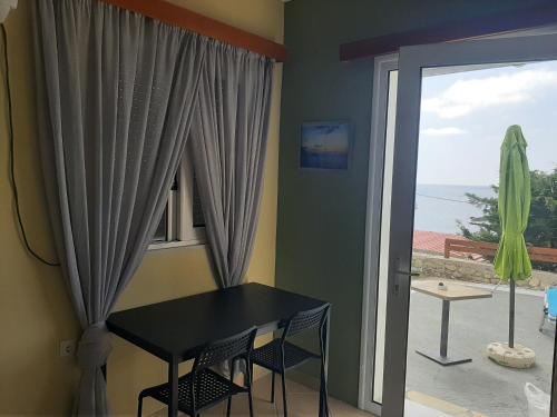 Petani Beachside Accommodation 4