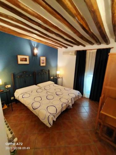 Double or Twin Room with Bathroom