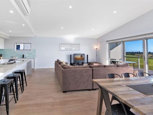 50 Turnberry Drive in Carrickalinga