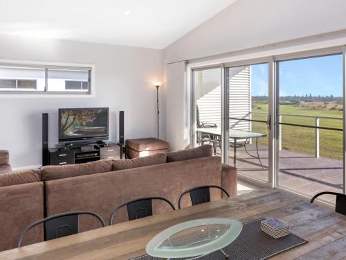50 Turnberry Drive in Carrickalinga