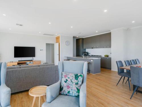 14 Paradise Drive in Wirrina Cove